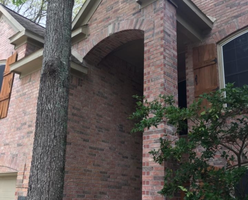 brick exterior column