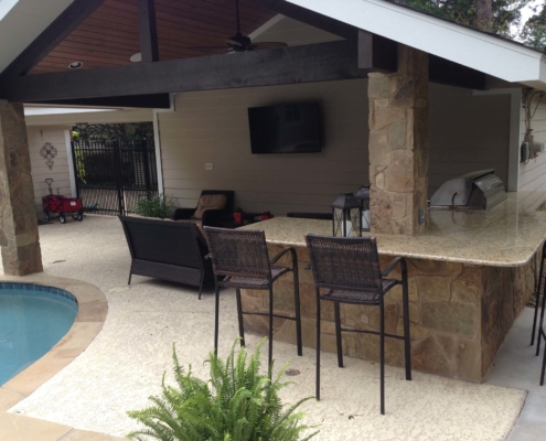 outdoor kitchen brick and stone